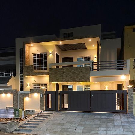 Continental Boutique House Islamabad Exterior foto
